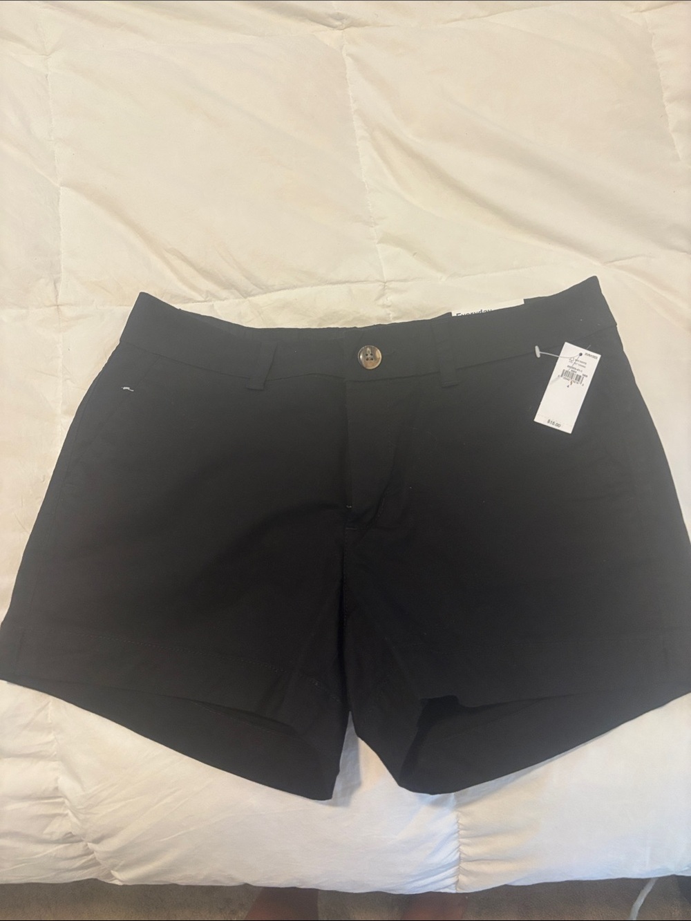 Women’s Old Navy Black Stretch Chino Shorts Size 4